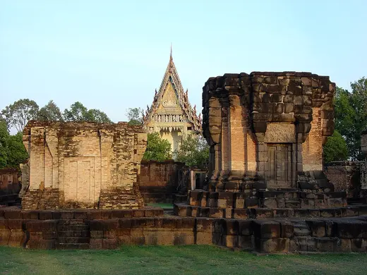 ปราสาทสระกำแพงใหญ่