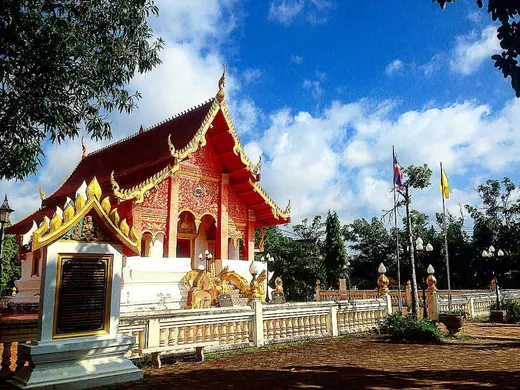 วัดพระเหลาเทพนิมิต